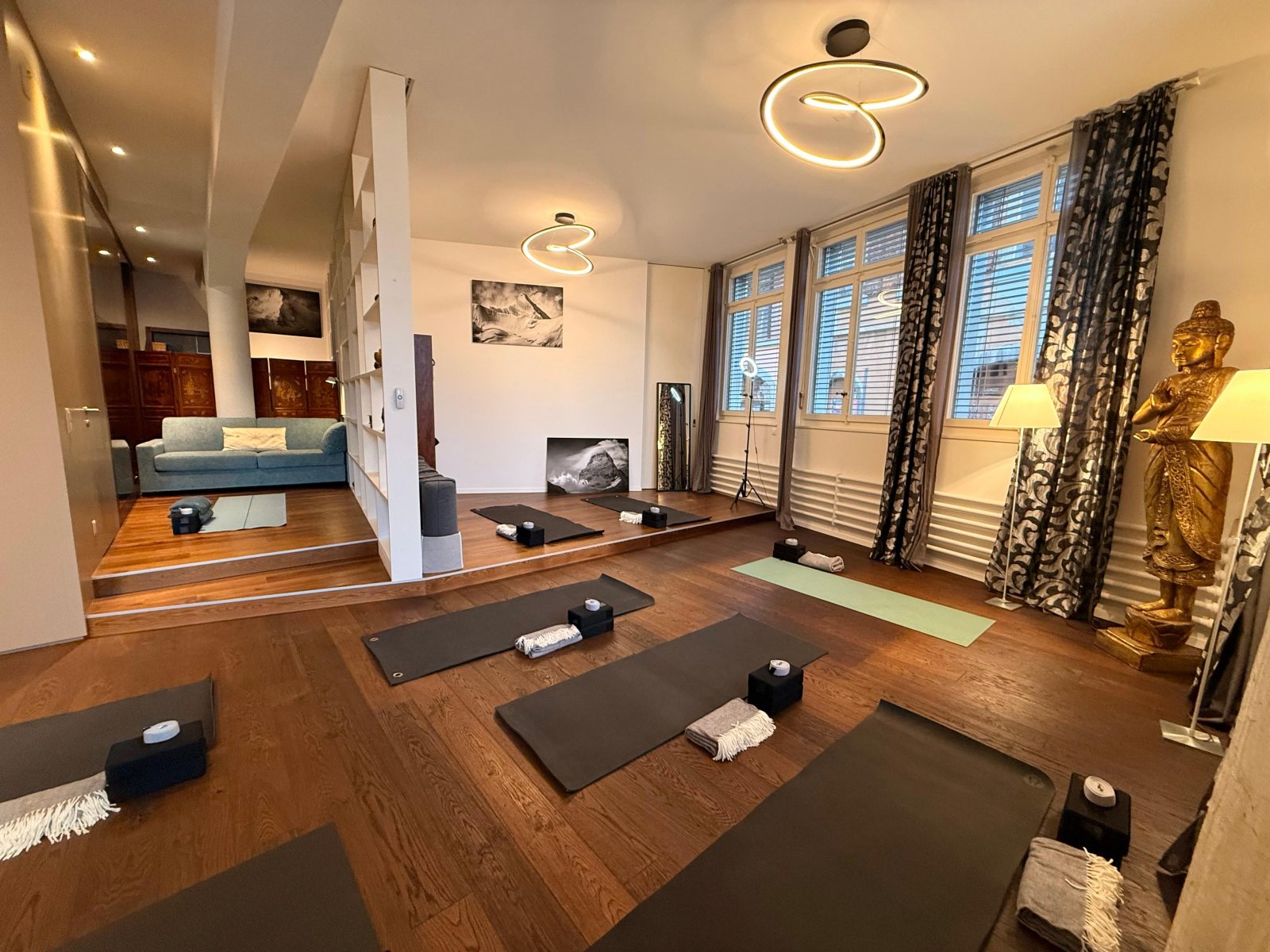 Vevey Studio Stages — Lac Léman — Aug 17–19 · Yin 1